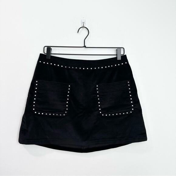 Abercrombie & Fitch Studded Black Velvet Mini Skirt size 8 - Picture 2 of 6